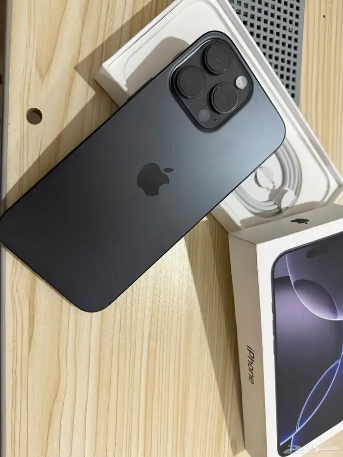 جوال ايفون 16 pro max 0