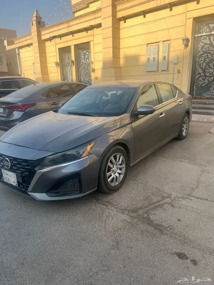 للبيع التيما موديل 2021 3