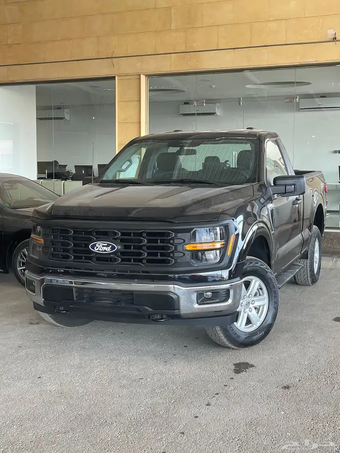 فورد غمارة F150 فئة XL موديل 2025 متوفر لدى الحسن 1