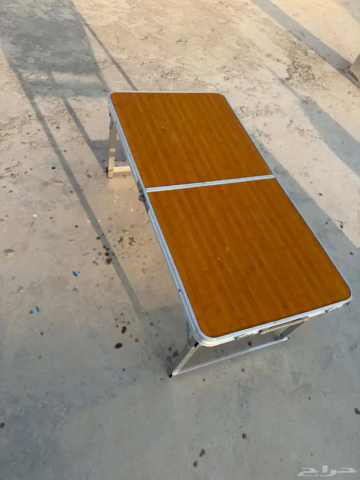 طاولة للرحلات 3