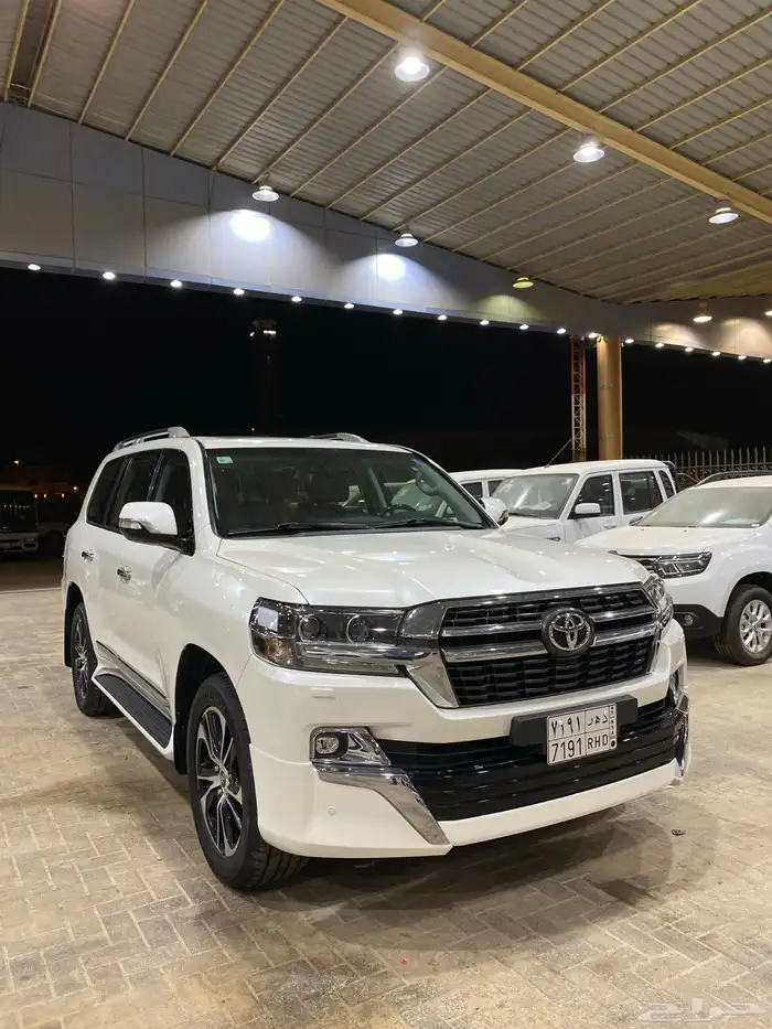 للبيع جيب جي اكس ار 2021 تورينق عبداللطيف عداد 142 الف 3