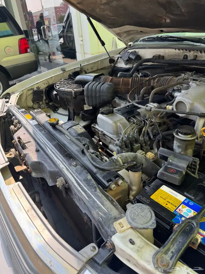 لاند كروزر 2005 قير عادي فل كامل دفلوك 5