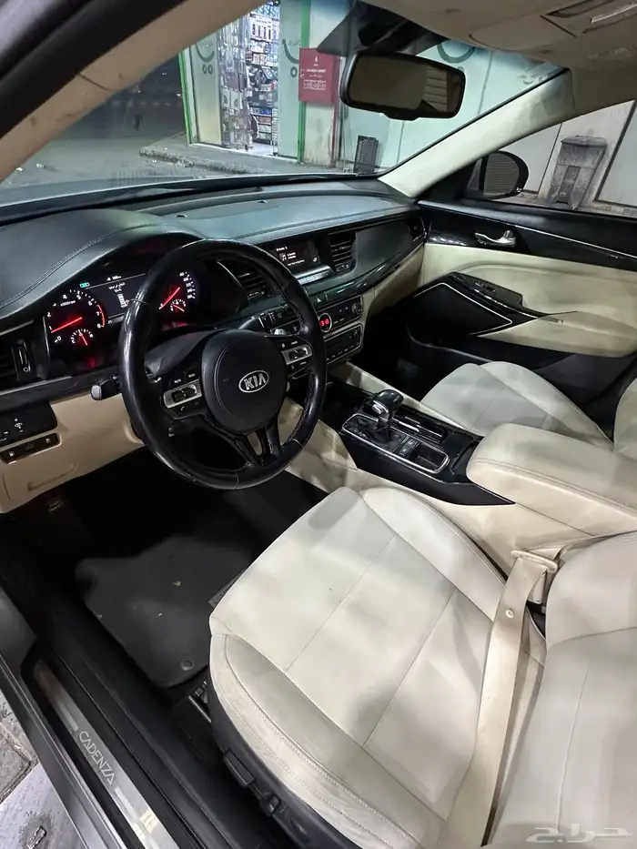كيا كادينزا 2018 نظيفة 12