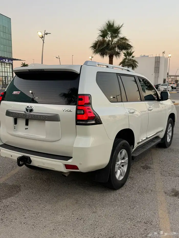 برادو 2022 V6 9