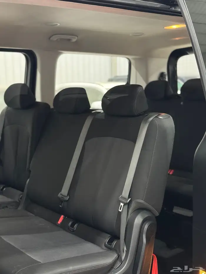 هيونداي ستاريا موديل 2023 استاندر - عداد 100 الف كيلو 6