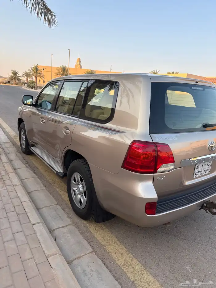 جيب جي اكس 6سلنذراوتماتيك مكيف ونص بدون ثلاجه 4