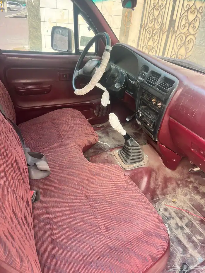 هايلكس للبيع غير مفحوص 1