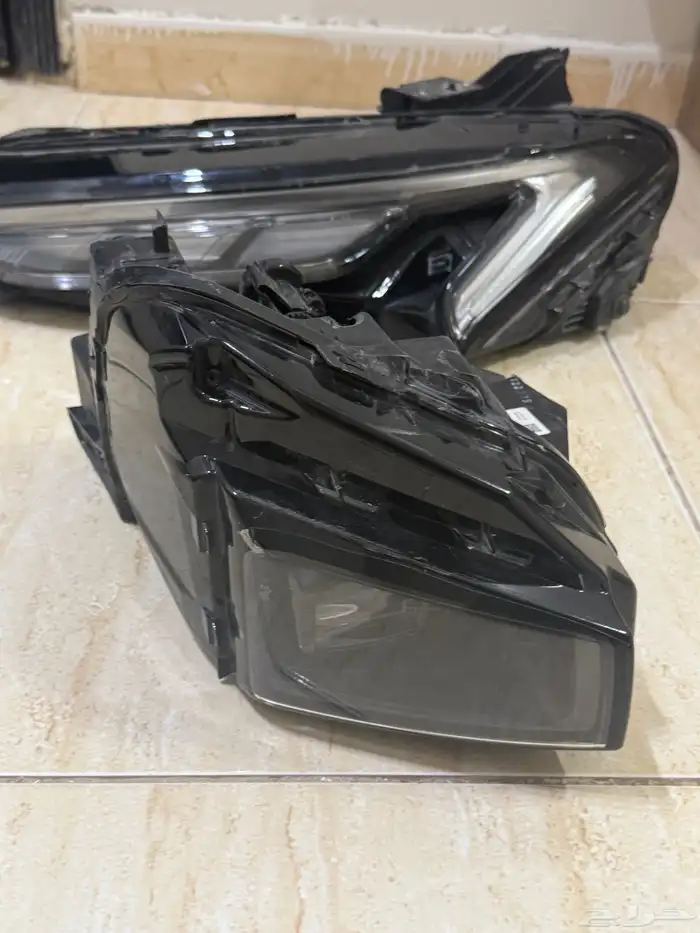 ليد امامي يسار وشمعة نور امامي يسار 5