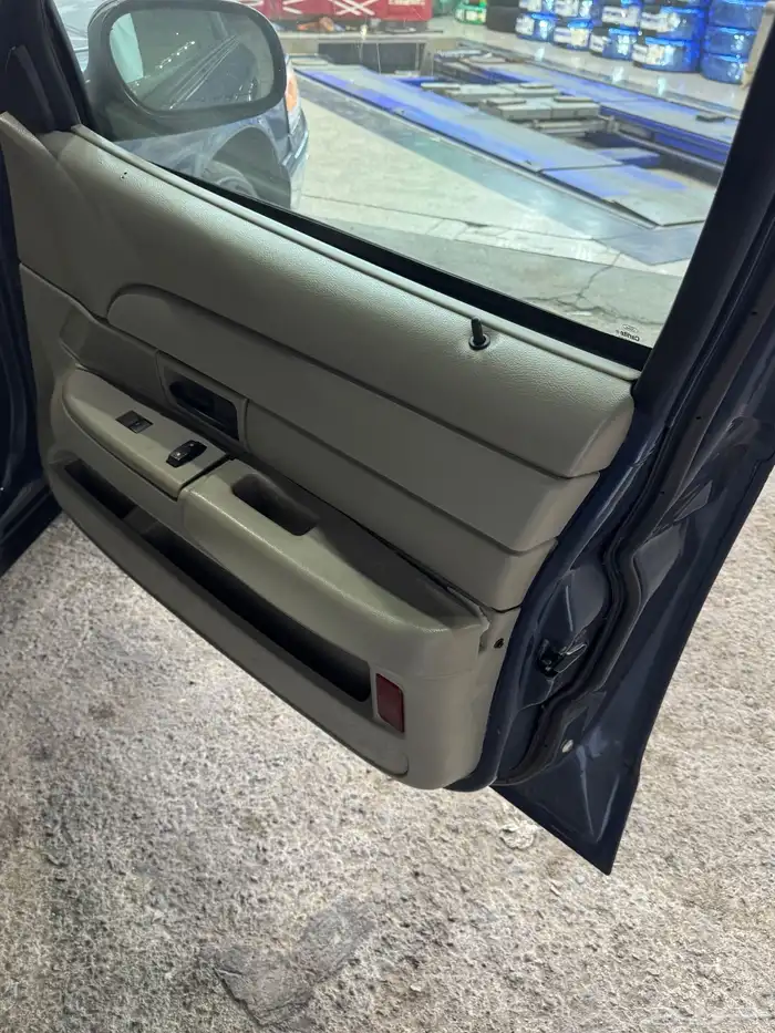 فورد فكتوريا سعودي 2011 الحد 16 ونص مستعجل 15