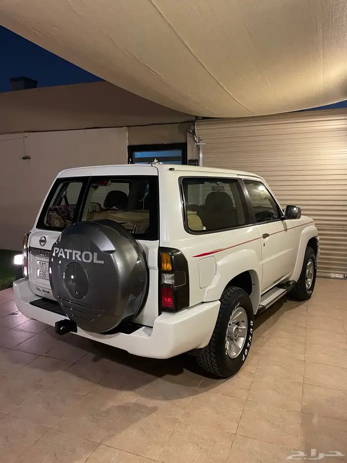 للبيع فتك ربع 2016 GL مالك ثاني دفلك ثلاجه 2