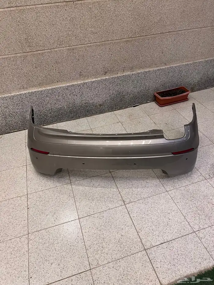 للبيع صدام خلفي مع سمكات إلى بي ام دبليو 530 موديل 2012 6