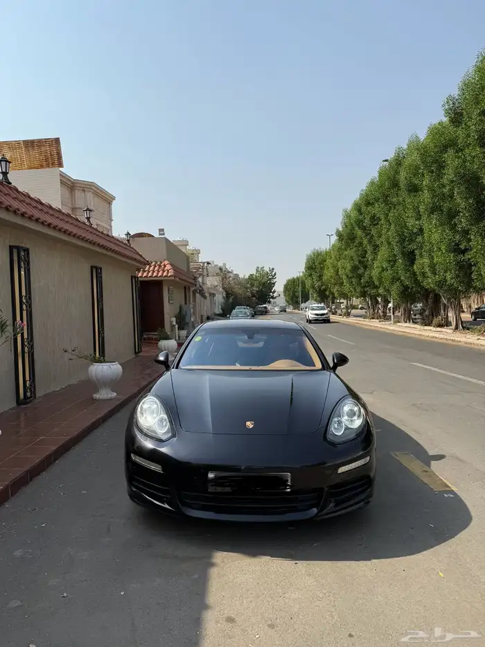 بورش باناميرا 0