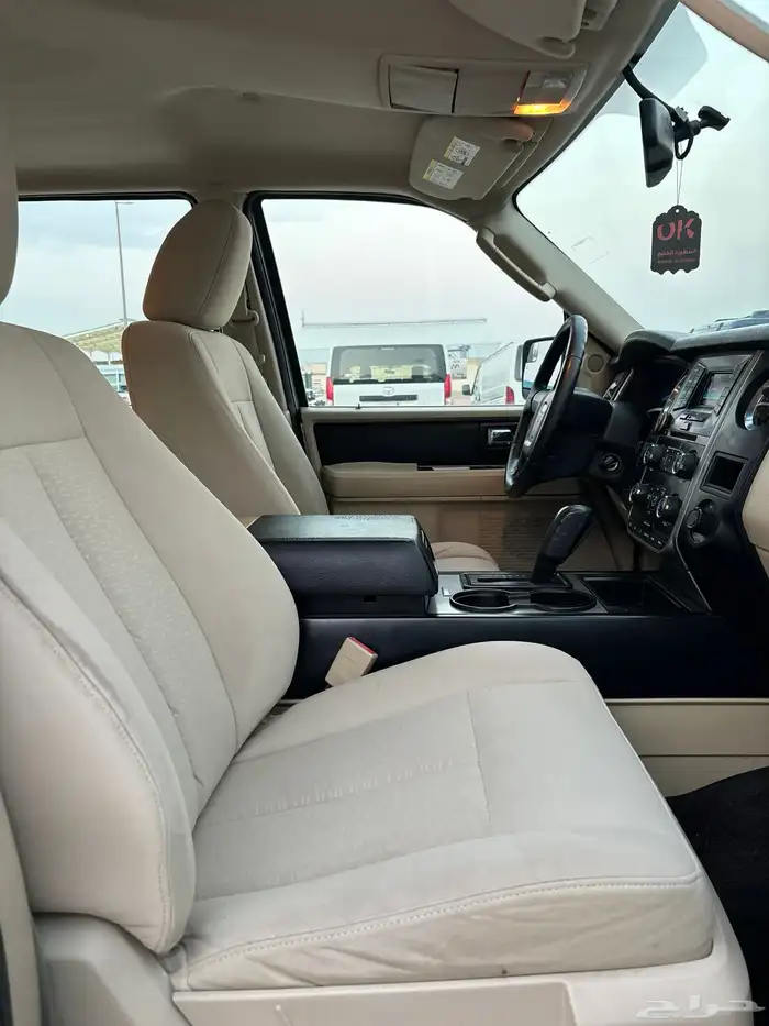 فورد اكسبديشن 2016 قصير بدون دبل سعودي 18