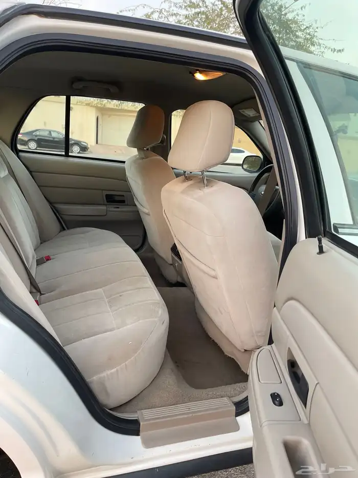 فورد فكتوريا 13