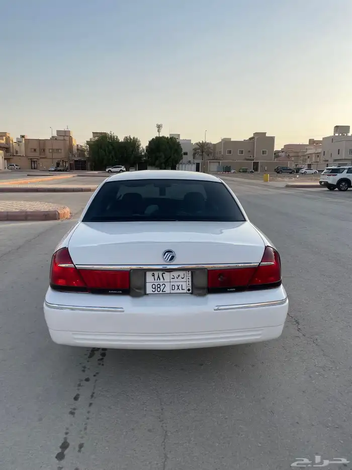 فورد ماركيز 98 0