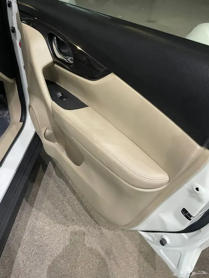 اكس تريل 2022 37