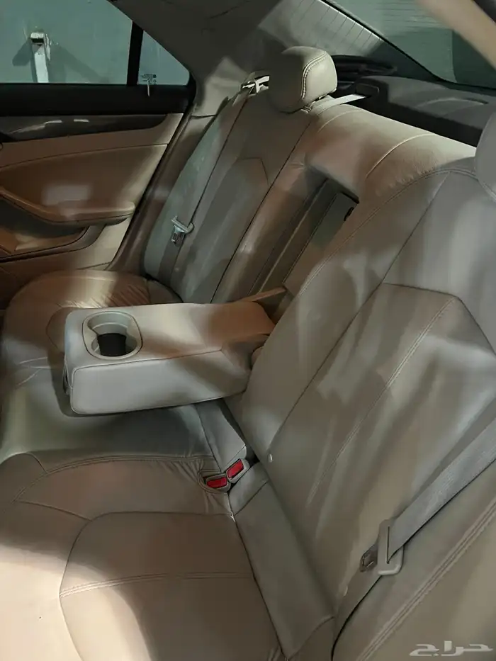 كاديلاك CTS 2012 نص فل 9