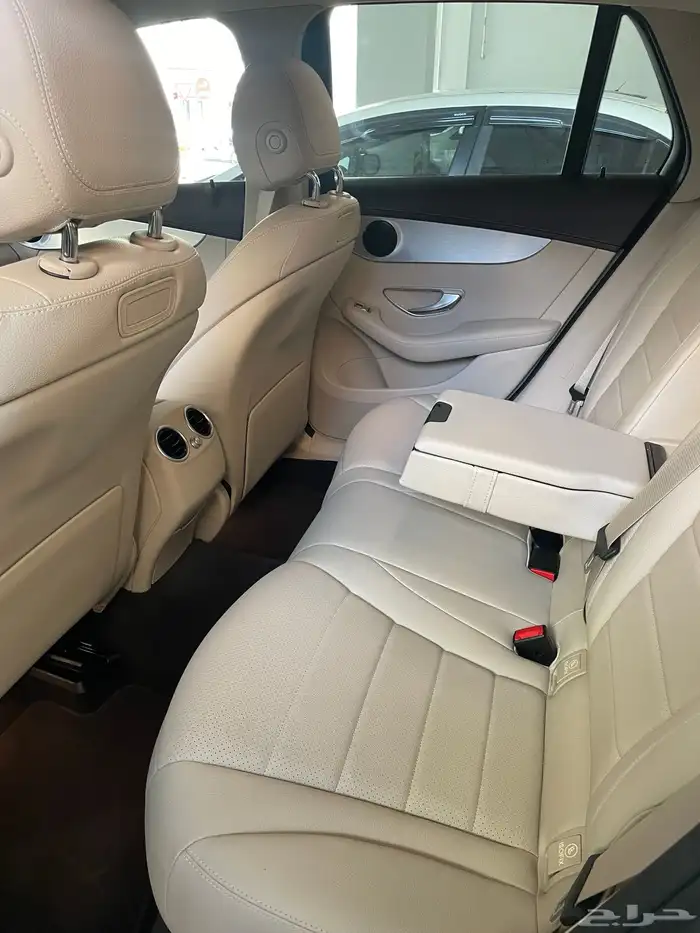 جي ال سي 200 مرسيموديل 2020 9