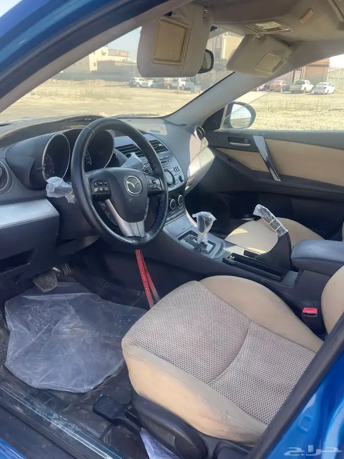 مازدا 3وين اللي دور نظيف فل كامل موتر بصمه2013 19