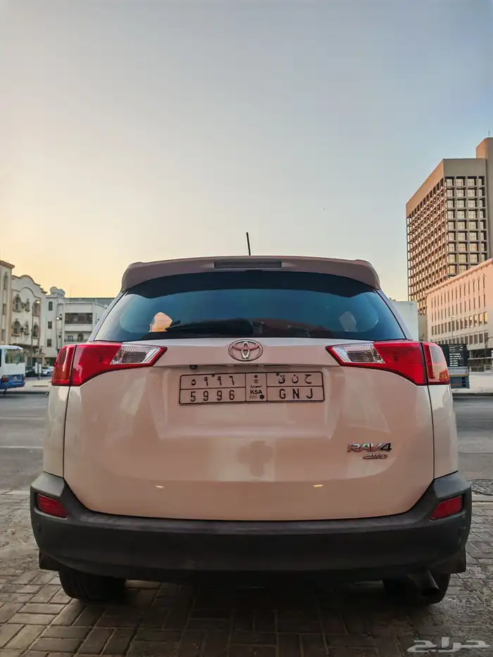 تايوتا رافور 2015 فل كامل VX كاش او اقساط 15