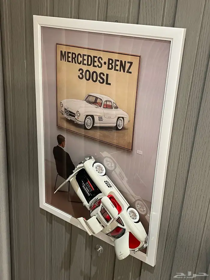 مرسيدس لوحة داخلها مجسم 2