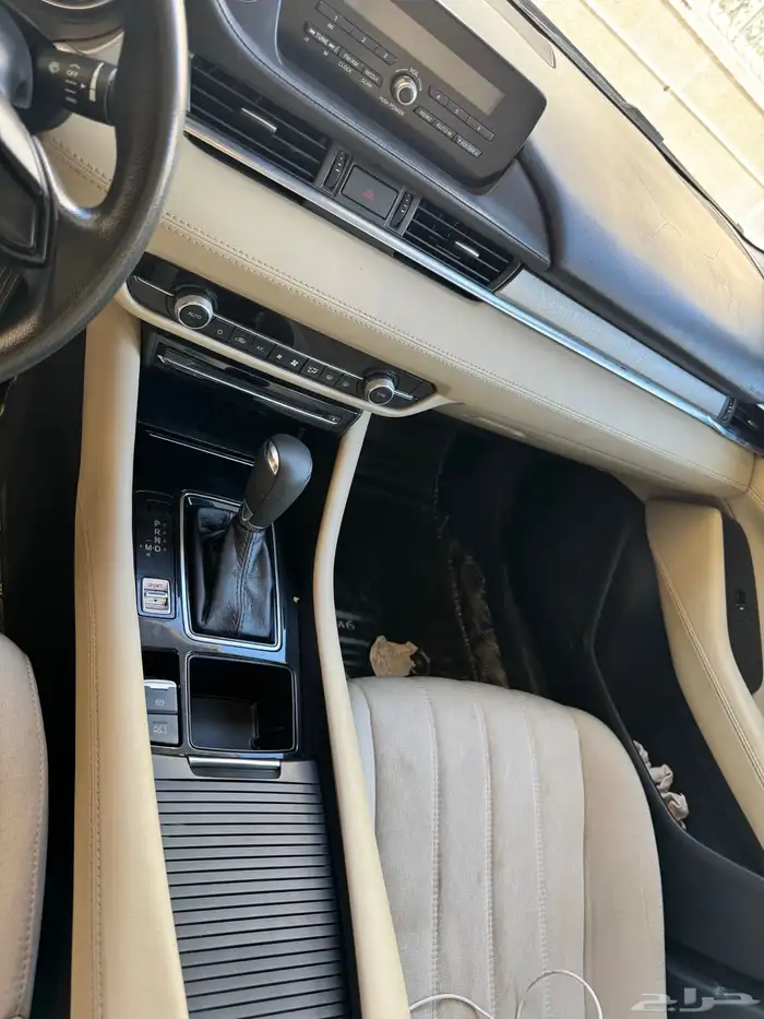 للبيع مازادا 6 مشروط من والي 7