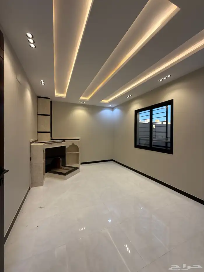 للبيع ارواف علويه 9 غرف وشقق ارضيه ببايكة سيارة درة الموسي 38