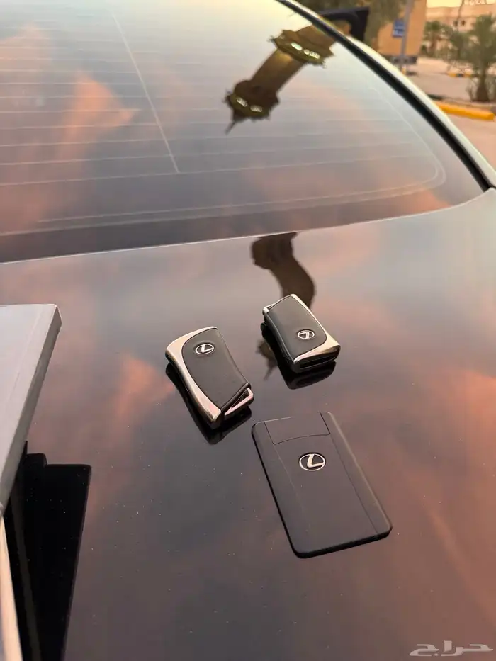 لكزس LS 500 سعودي 18