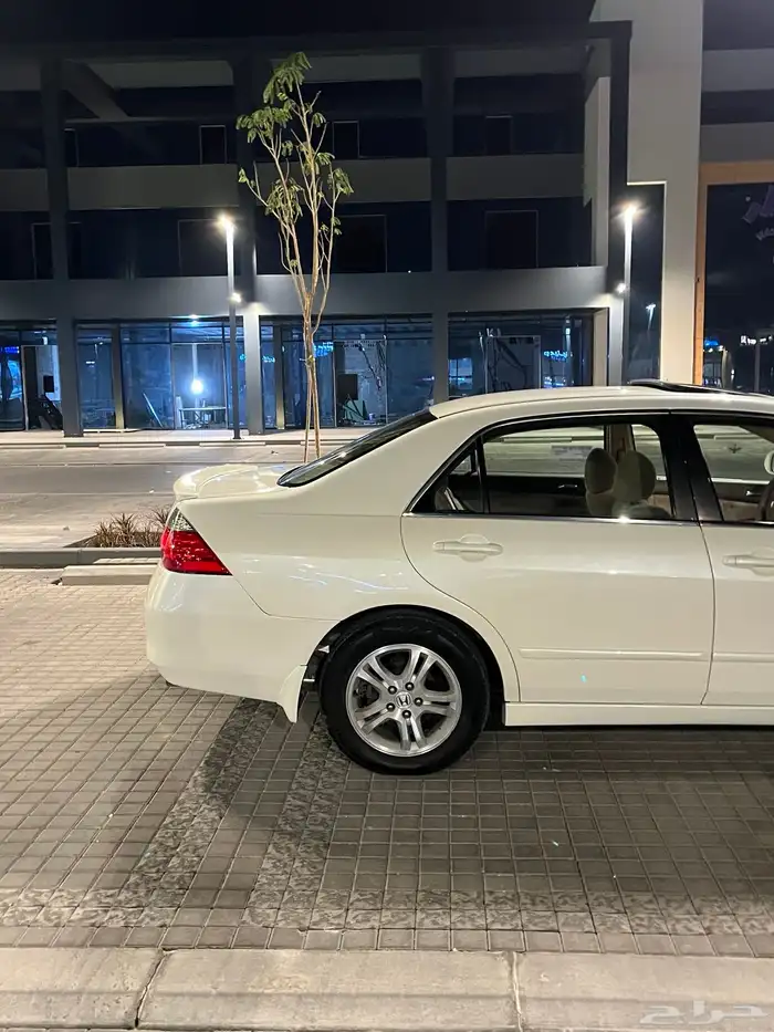 هوندا اكورد2006 15