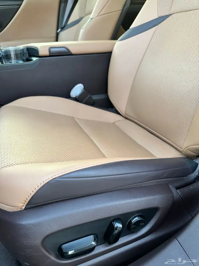 لكزس هايبرد ES300h موديل 2021 وكالة سعودي 18