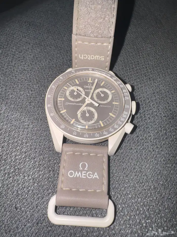 ساعة اوميقا سواتش ( كوكب الارض ) 2