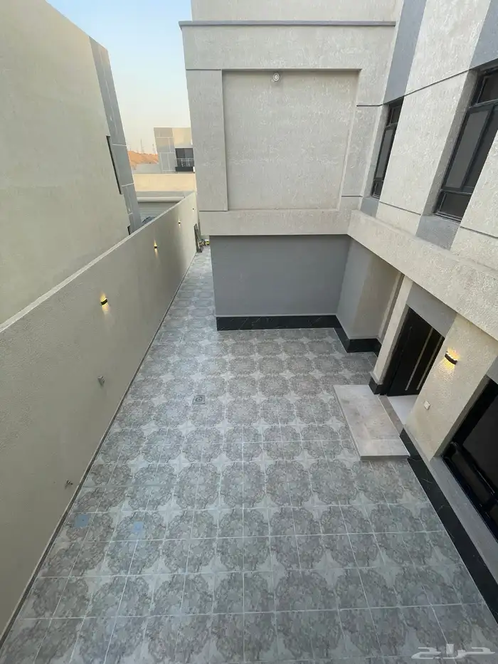 فيلا للإيجار المشرقية حي الجنادرية 22