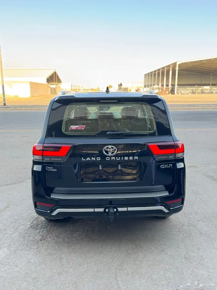 للبيع لاندكروزر2025 - L3 اسود أصفار بأقل الأسعار 5