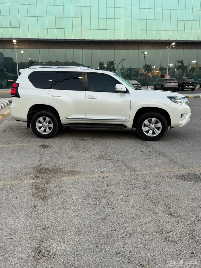 برادو 2022 V6 11