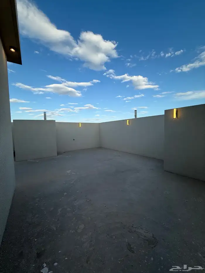 للبيع روف علوي مستقل نظام شقتين منفصلين بسعر فرصة 650 الف 31