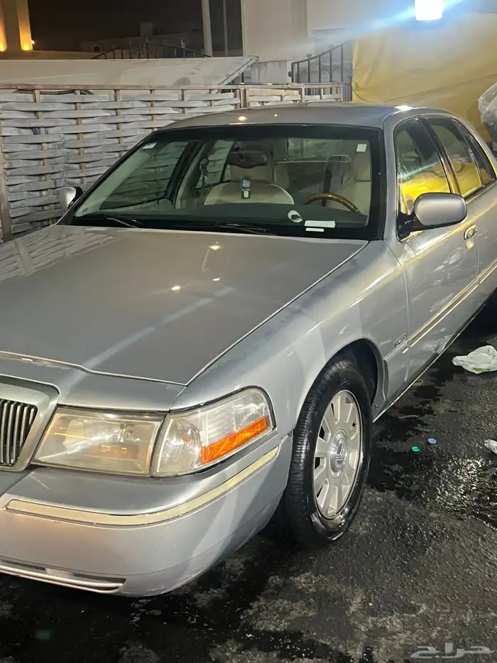 فورد قراند ماركيز 2003 للبيع 3