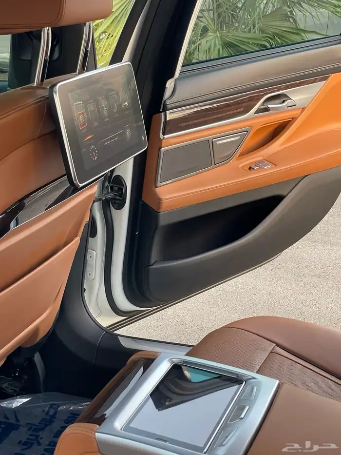 بي ام دبليو 2017 740 لامانع من البدل المناسب 44