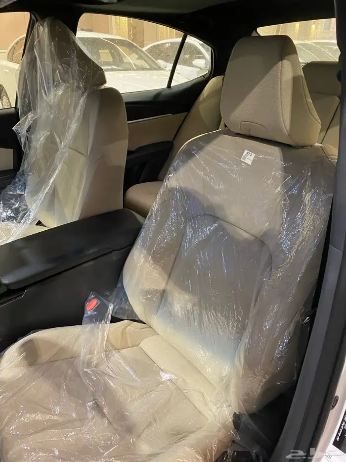 كامري 2025 اصفار LE 13