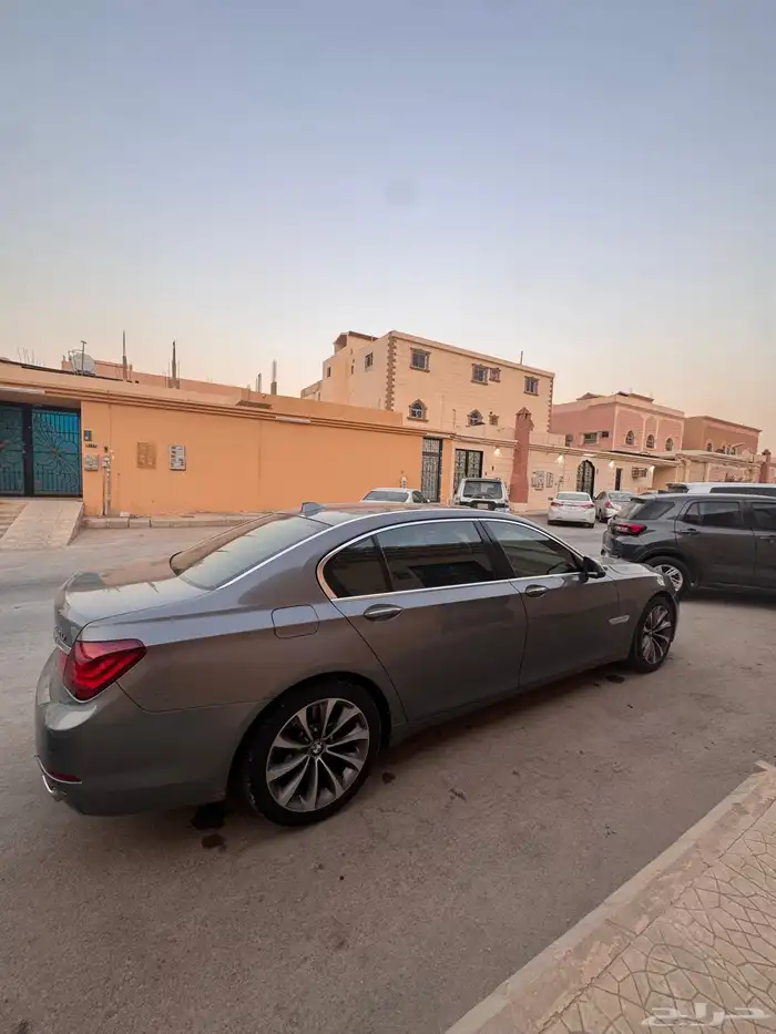 بي ام دبليو 2015 - 730 i 3