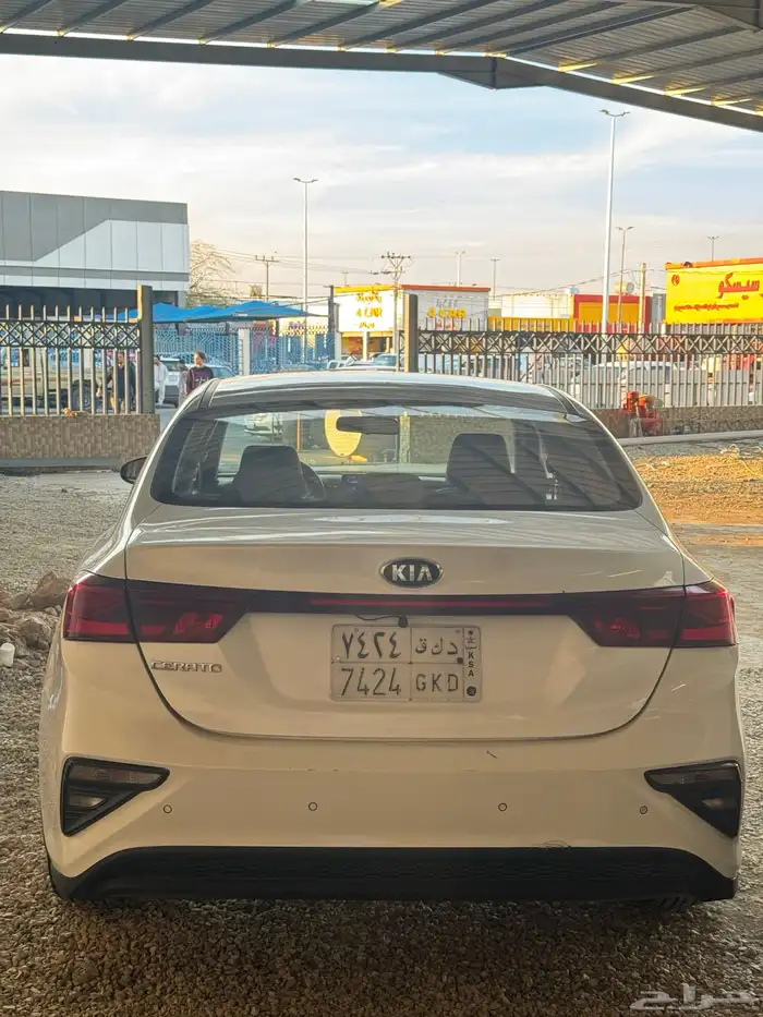 كيا سيراتو 4