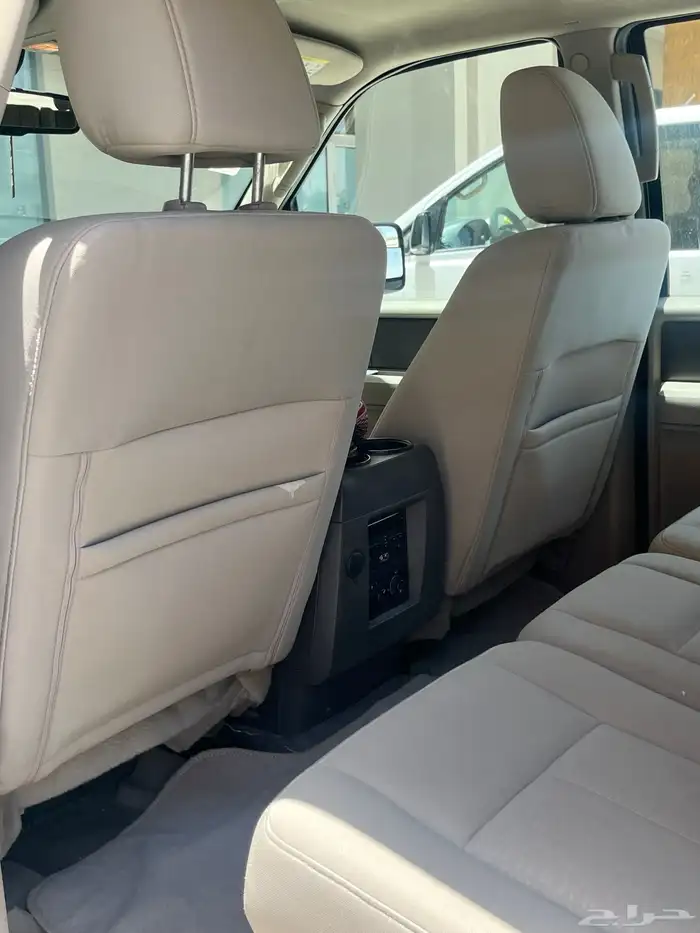 فورد- اكسبيدشن - 2014 10