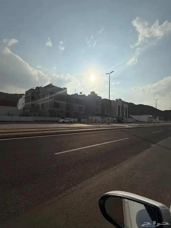 للبيع ارض تجارية في مخطط السلام م623 شارع35م شمالي 19