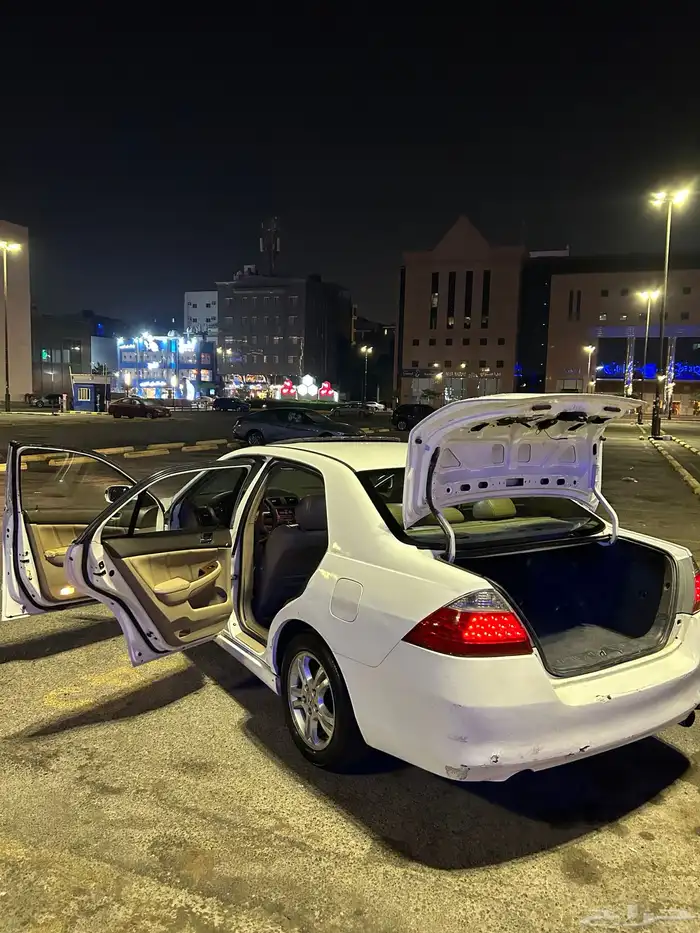 للبيع هوندا اكورد 2006 فل كامل استخدام شخصي 31