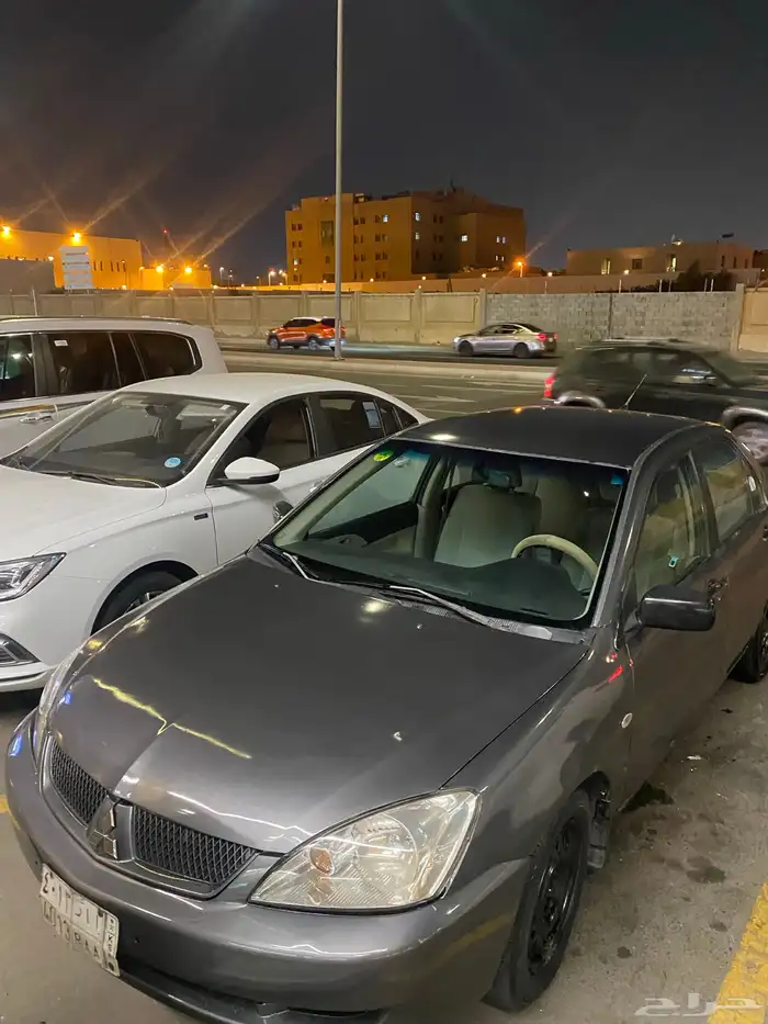 للبيع ميتسوبيشي لانسر بوما موديل 2007   قير أوتوماتي 3