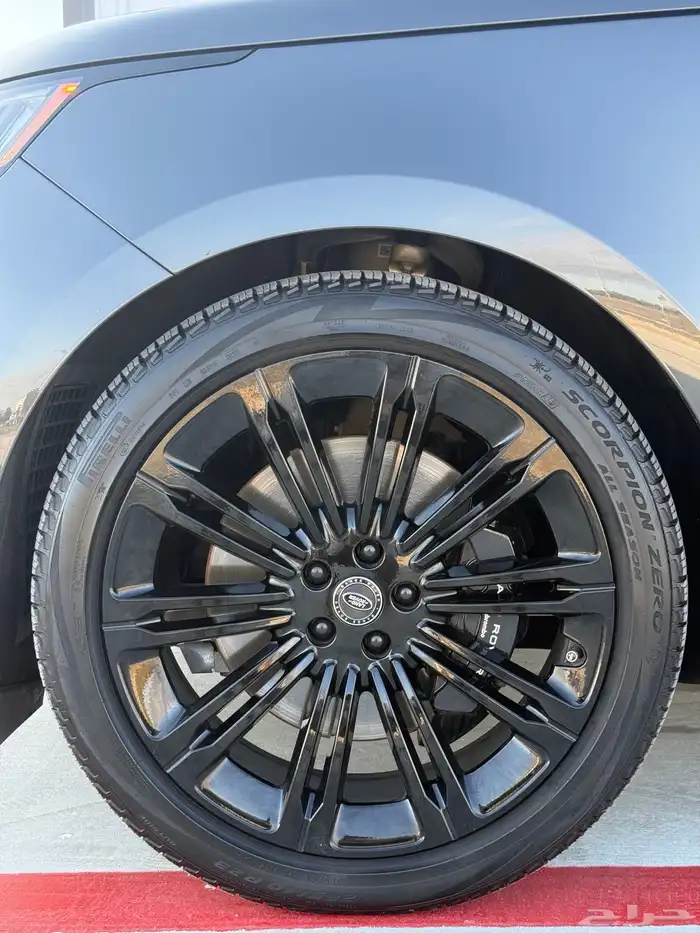 2024 Range Rover P615 SV 13