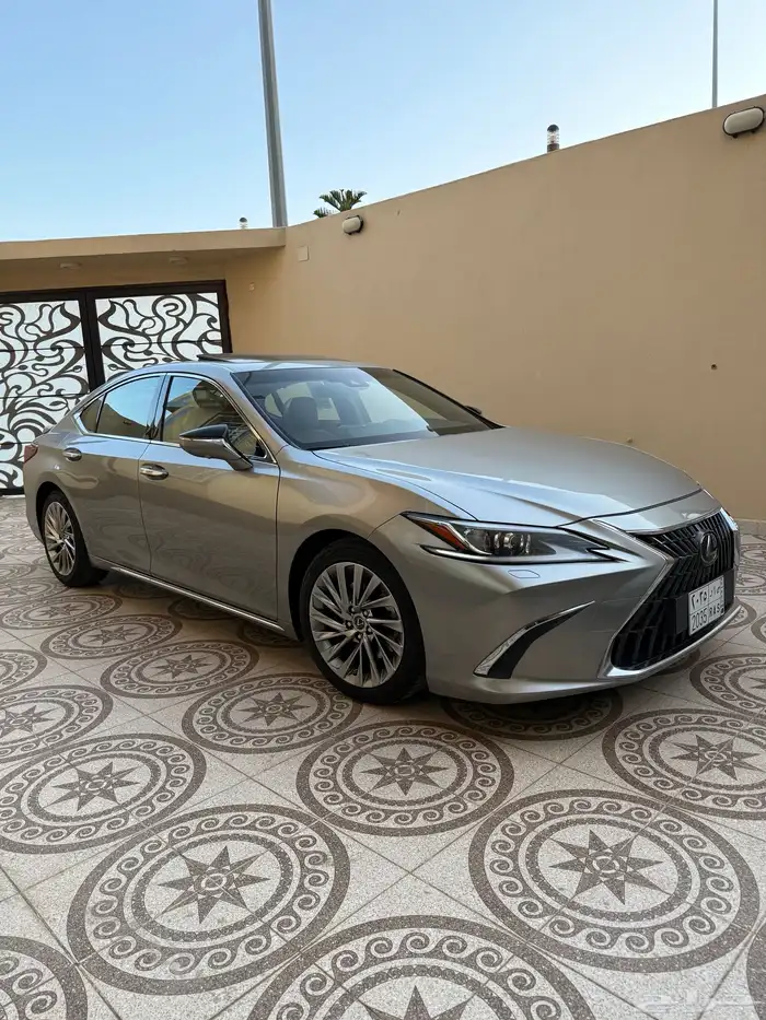 لكزس ES350 فل كامل  Cc شبه الجديد 3