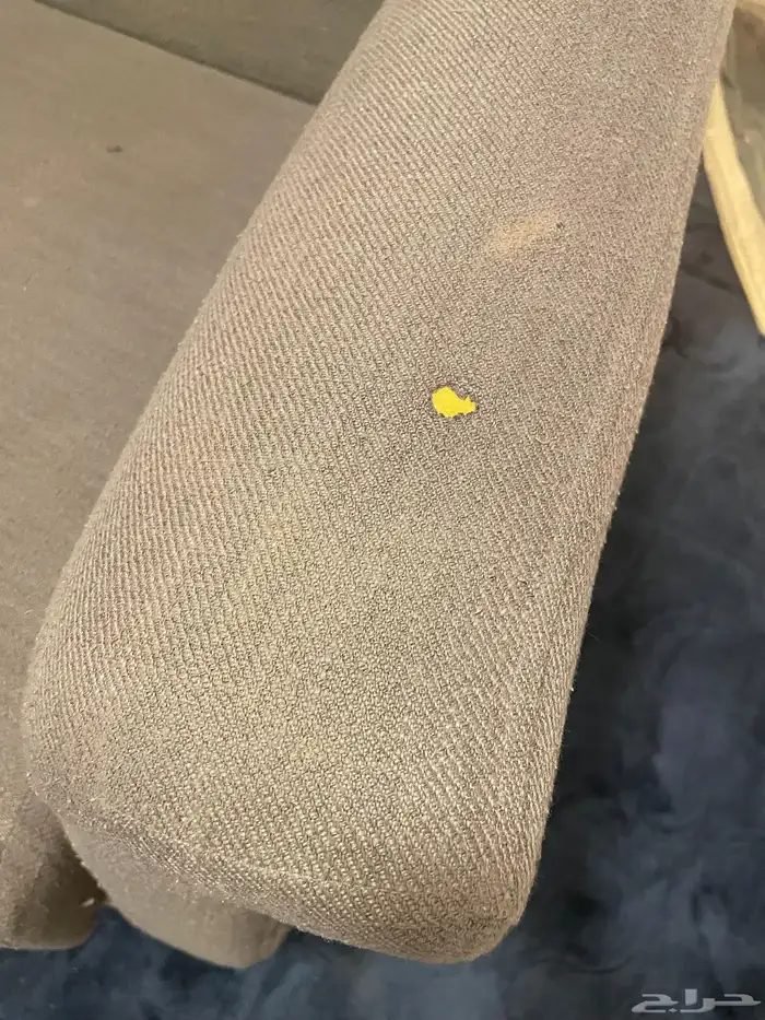 كنب للبيع مع طاولة 4