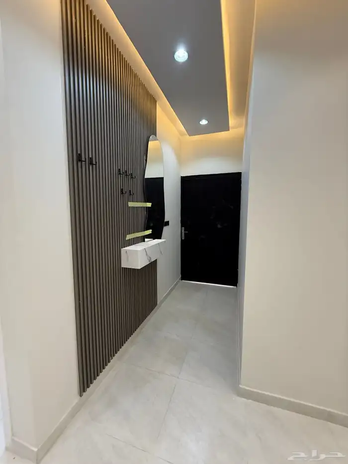 للبيع دور أرضي بحوش وشقق علويه مخطط قرطبه المحاله ابها 11