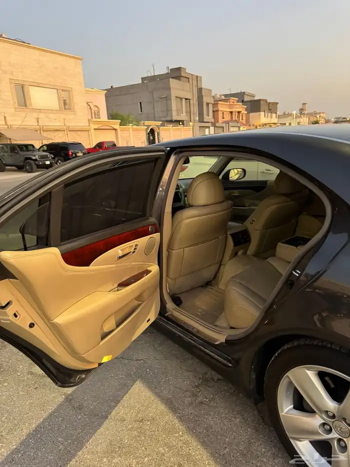 لكزس LS460L 2007 لارج وارد عبداللطيف جميل 11