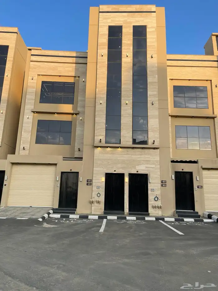 للبيع شقق علويه بالمحاله ابها بسعر 500 الف قريبه من الخدمات 1